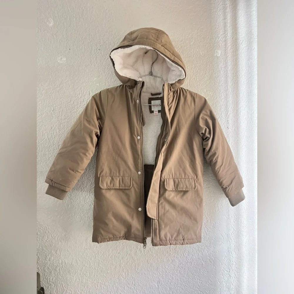 Cat & Jack Zip Front Parka Coat,with hoodie Olive 6/6X small unisex winter coat
